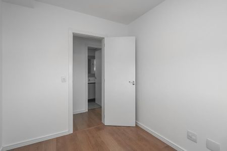 Quarto 2 de apartamento para alugar com 2 quartos, 120m² em Vila Ipiranga, Porto Alegre