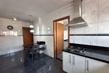 Cozinha de apartamento à venda com 3 quartos, 156m² em Jardim Bela Vista, Santo André