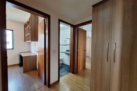 Corredor de apartamento à venda com 3 quartos, 156m² em Jardim Bela Vista, Santo André