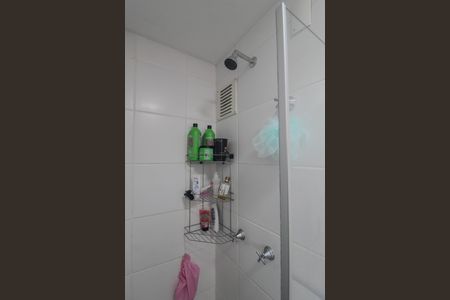 Apartamento à venda com 56m², 2 quartos e 1 vaga Apartamento à venda com 56m², 2 quartos e 1 vagaBanheiro da Suíte