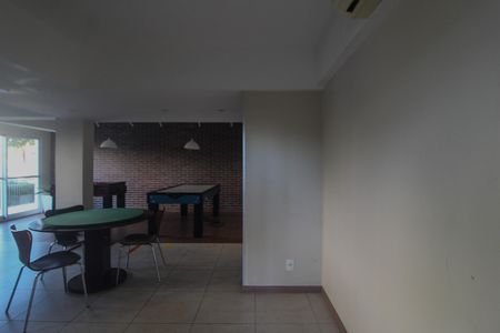 Apartamento à venda com 56m², 2 quartos e 1 vaga Apartamento à venda com 56m², 2 quartos e 1 vagaÁrea comum - Salão de festas