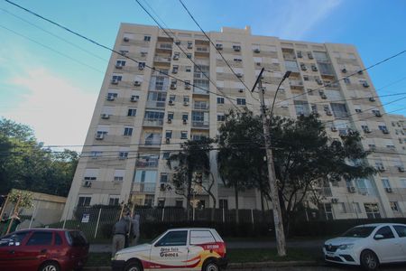 Apartamento à venda com 56m², 2 quartos e 1 vaga Apartamento à venda com 56m², 2 quartos e 1 vagaFachada