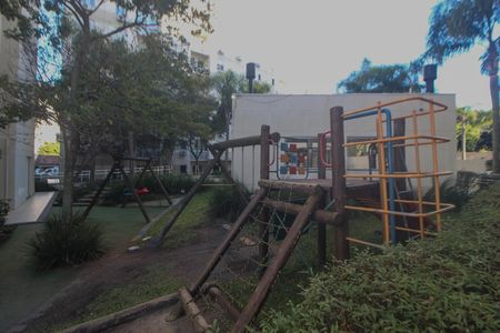 Apartamento à venda com 56m², 2 quartos e 1 vaga Apartamento à venda com 56m², 2 quartos e 1 vagaÁrea comum - Playground