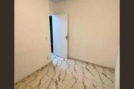 Apartamento para alugar com 2 quartos, 32m² em Vila Carmosina, São Paulo