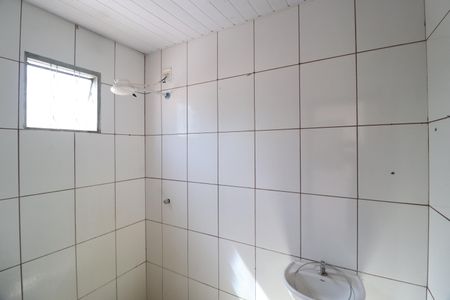 Banheiro Social 2 de casa para alugar com 3 quartos, 120m² em Santa Mônica, Uberlândia