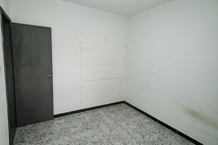 Casa para alugar com 2m², 2 quartos e 1 vaga Casa para alugar com 2m², 2 quartos e 1 vagaQuarto 2