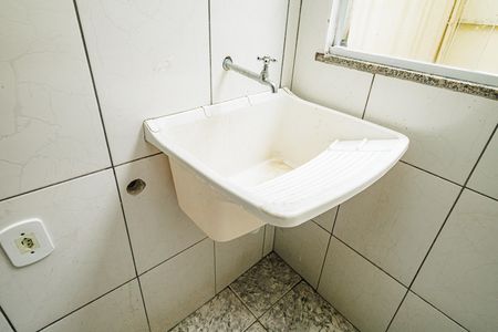 Área de Serviço de casa para alugar com 2 quartos, 2m² em Campo Grande, Rio de Janeiro