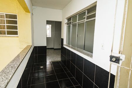 Varanda de casa para alugar com 2 quartos, 2m² em Campo Grande, Rio de Janeiro