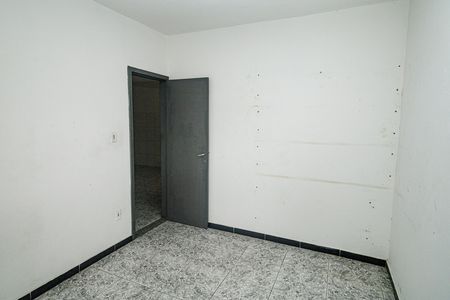 Casa para alugar com 2m², 2 quartos e 1 vaga Casa para alugar com 2m², 2 quartos e 1 vagaQuarto 2