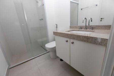 Apartamento para alugar com 125m², 3 quartos e 2 vagas Apartamento para alugar com 125m², 3 quartos e 2 vagasBANHEIRO QUARTO Nº 1 - SUITE