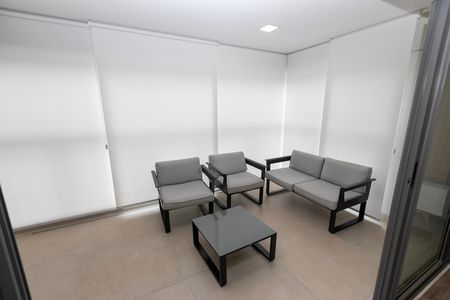 Apartamento para alugar com 125m², 3 quartos e 2 vagas Apartamento para alugar com 125m², 3 quartos e 2 vagasVARANDA