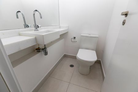 Apartamento para alugar com 125m², 3 quartos e 2 vagas Apartamento para alugar com 125m², 3 quartos e 2 vagasLAVABO