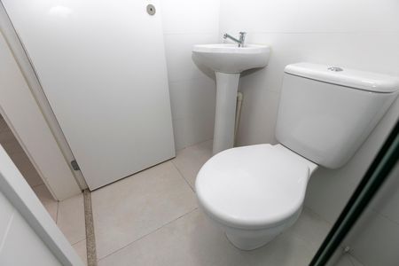 Apartamento para alugar com 125m², 3 quartos e 2 vagas Apartamento para alugar com 125m², 3 quartos e 2 vagasBANHEIRO ÁREA DE SERVIÇO