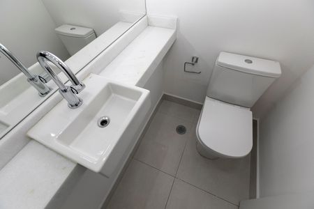Apartamento para alugar com 125m², 3 quartos e 2 vagas Apartamento para alugar com 125m², 3 quartos e 2 vagasLAVABO