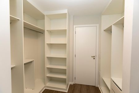 Apartamento para alugar com 125m², 3 quartos e 2 vagas Apartamento para alugar com 125m², 3 quartos e 2 vagasQUARTO Nº 3 - SUITE + CLOSET