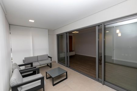 Apartamento para alugar com 125m², 3 quartos e 2 vagas Apartamento para alugar com 125m², 3 quartos e 2 vagasVARANDA