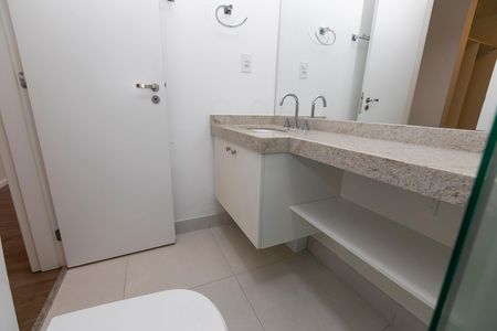 BANHEIRO QUARTO Nº 3 - SUITE + CLOSET de apartamento à venda com 3 quartos, 125m² em Jardim Belo Horizonte, Campinas