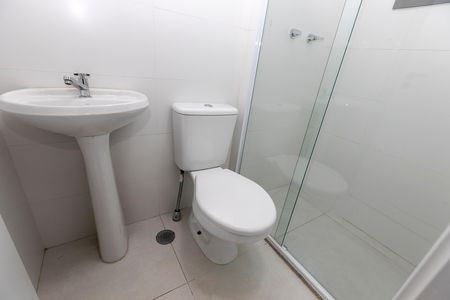 Apartamento para alugar com 125m², 3 quartos e 2 vagas Apartamento para alugar com 125m², 3 quartos e 2 vagasBANHEIRO ÁREA DE SERVIÇO