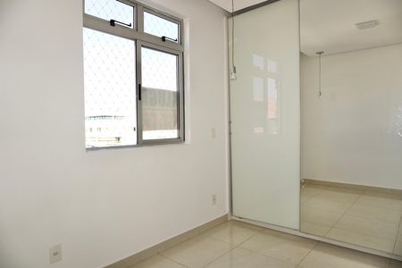 Apartamento para alugar com 70m², 3 quartos e 2 vagas Apartamento para alugar com 70m², 3 quartos e 2 vagasSuíte