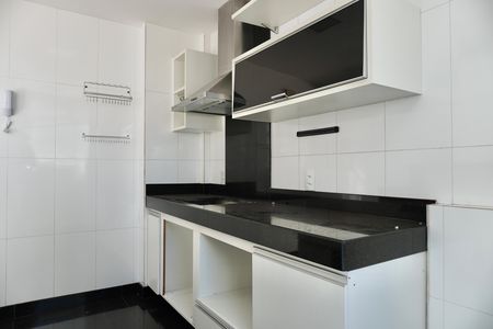 Cozinha e Área de Serviço de apartamento para alugar com 3 quartos, 70m² em Sagrada Família, Belo Horizonte