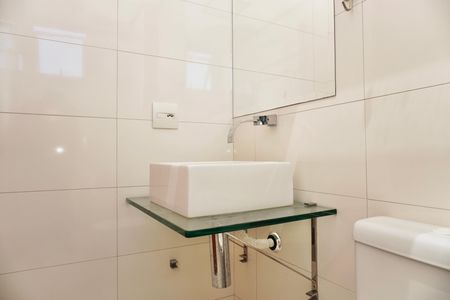 Banheiro da Suíte de apartamento para alugar com 3 quartos, 70m² em Sagrada Família, Belo Horizonte