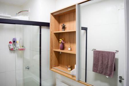 Apartamento à venda com 43m², 2 quartos e sem vaga Apartamento à venda com 43m², 2 quartos e sem vagaBanheiro