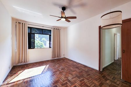 Apartamento para alugar com 89m², 3 quartos e 1 vaga Apartamento para alugar com 89m², 3 quartos e 1 vagaSala
