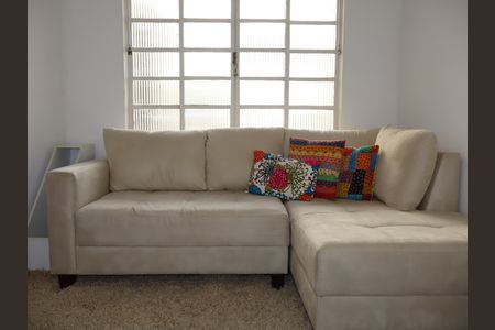 Sala de casa para alugar com 1 quarto, 80m² em Quinta da Paineira, São Paulo