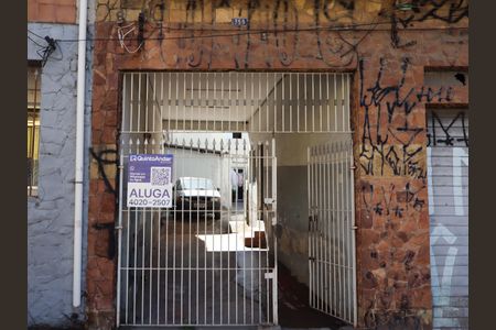 Fachada e portão de casa para alugar com 1 quarto, 80m² em Quinta da Paineira, São Paulo