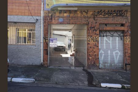 Fachada e portão de casa para alugar com 1 quarto, 80m² em Quinta da Paineira, São Paulo
