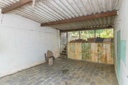 Lavanderia de casa para alugar com 3 quartos, 255m² em Jardim Vivan, São Paulo