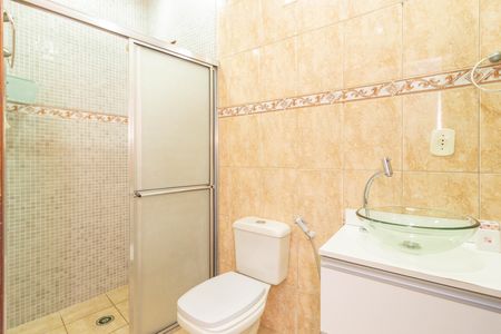 Casa para alugar com 255m², 3 quartos e 2 vagas Casa para alugar com 255m², 3 quartos e 2 vagasBanheiro 2