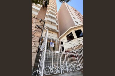 Apartamento para alugar com 160m², 3 quartos e 2 vagasFachada + plaquinha