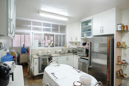 Apartamento para alugar com 160m², 3 quartos e 2 vagasCozinha
