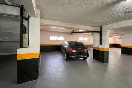 Garagem de apartamento para alugar com 3 quartos, 160m² em Osvaldo Cruz, São Caetano do Sul