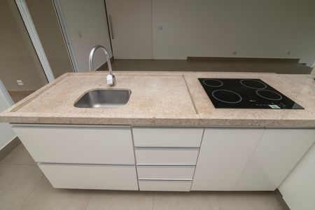Cozinha de casa de condomínio para alugar com 3 quartos, 421m² em Jardim Santa Rita de Cassia, Hortolândia