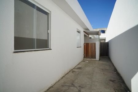 Área comum de casa para alugar com 1 quarto, 45m² em Jardim Atlântico Leste, Maricá