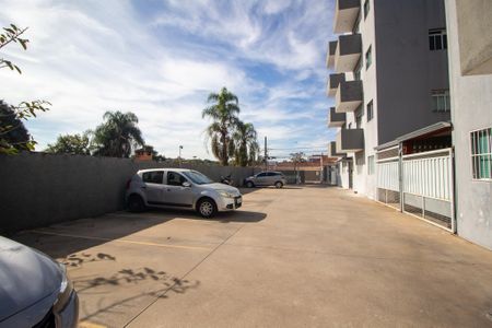 Garagem de apartamento para alugar com 2 quartos, 68m² em Jardim Simus, Sorocaba