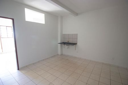 Apartamento para alugar com 1 quarto, 30m² em Qe 19, Brasília