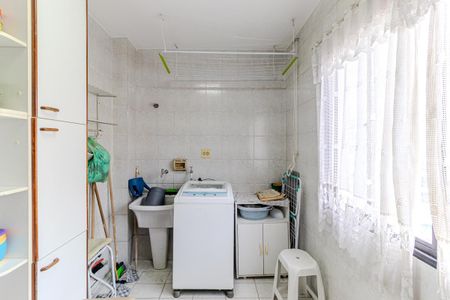 Apartamento à venda com 60m², 2 quartos e 1 vaga Apartamento à venda com 60m², 2 quartos e 1 vagaÁrea de Serviço