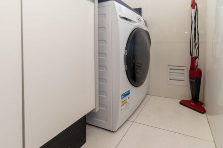 Apartamento à venda com 47m², 2 quartos e 1 vaga Apartamento à venda com 47m², 2 quartos e 1 vagaÁrea de Serviço