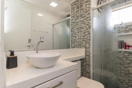 Banheiro de apartamento à venda com 2 quartos, 47m² em Jardim Nove de Julho, São Paulo