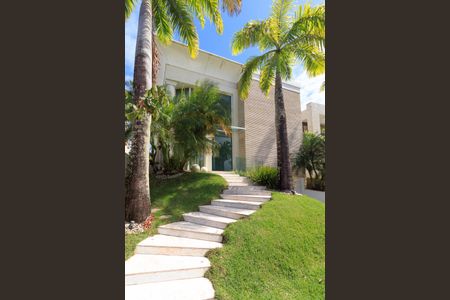 Casa de condomínio para alugar com 580m², 5 quartos e 4 vagas