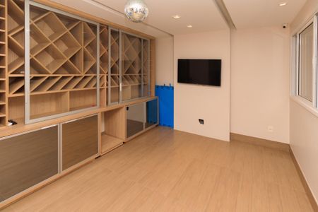 Casa de condomínio para alugar com 580m², 5 quartos e 4 vagas
