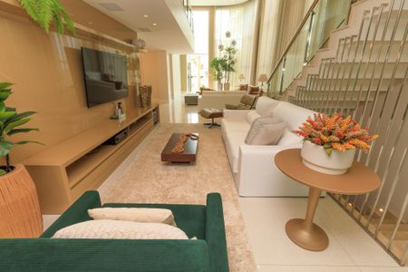 Casa de condomínio para alugar com 580m², 5 quartos e 4 vagas Casa de condomínio para alugar com 580m², 5 quartos e 4 vagasSala de TV