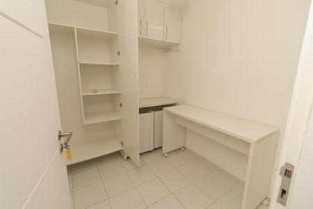 Casa de condomínio para alugar com 580m², 5 quartos e 4 vagas