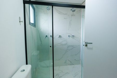 Apartamento para alugar com 155m², 3 quartos e 2 vagas Apartamento para alugar com 155m², 3 quartos e 2 vagasBanheiro da Suíte 1