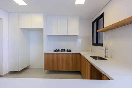 Apartamento para alugar com 155m², 3 quartos e 2 vagas Apartamento para alugar com 155m², 3 quartos e 2 vagasCozinha