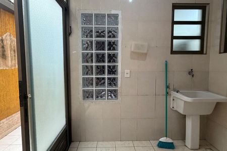 Casa para alugar com 190m², 3 quartos e 2 vagasÁrea de Serviço