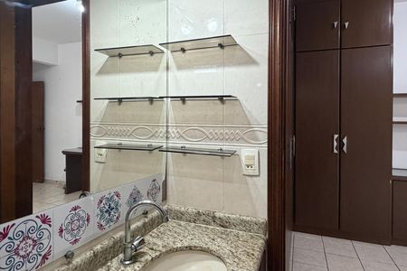 Casa para alugar com 190m², 3 quartos e 2 vagasBanheiro da Suíte 2